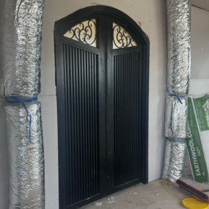 Hand-Forged Custom Curved-Top Iron Entry Door China