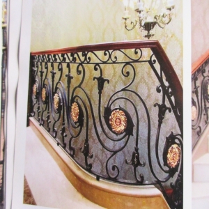 Fancy Modern Design High Quality Fences Durable Public Industrial Security Wrought Iron Railing Spigots Balustrades China Design For Sale