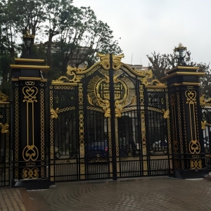 Home Villa Luxury Custom Size Wrought Iron Gate China 