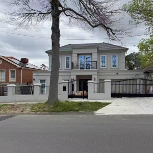 Hench Custom Made Wrought Iron Door Gate China Installed In Australia Customer Villa.