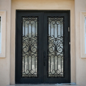 China iron door designs photo gallery