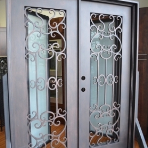 China Heavy Duty Black Frame Exterior Balcony Wrought Iron Doors